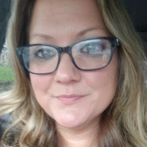 Meet your Posher, Lena